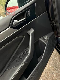 ڤۆڵکسواگن جێتا